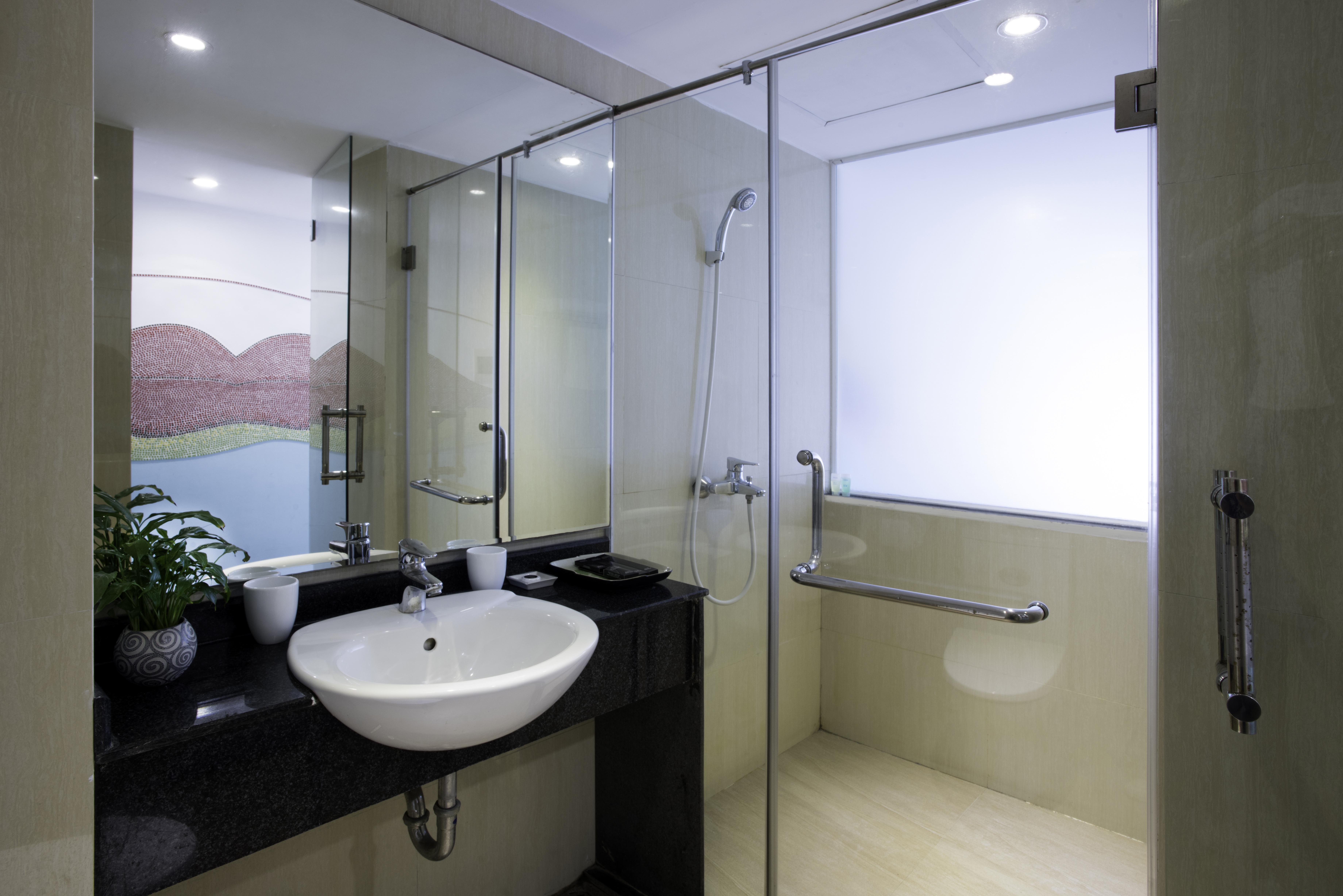 Thang Long Espana Hotel Ханой Экстерьер фото